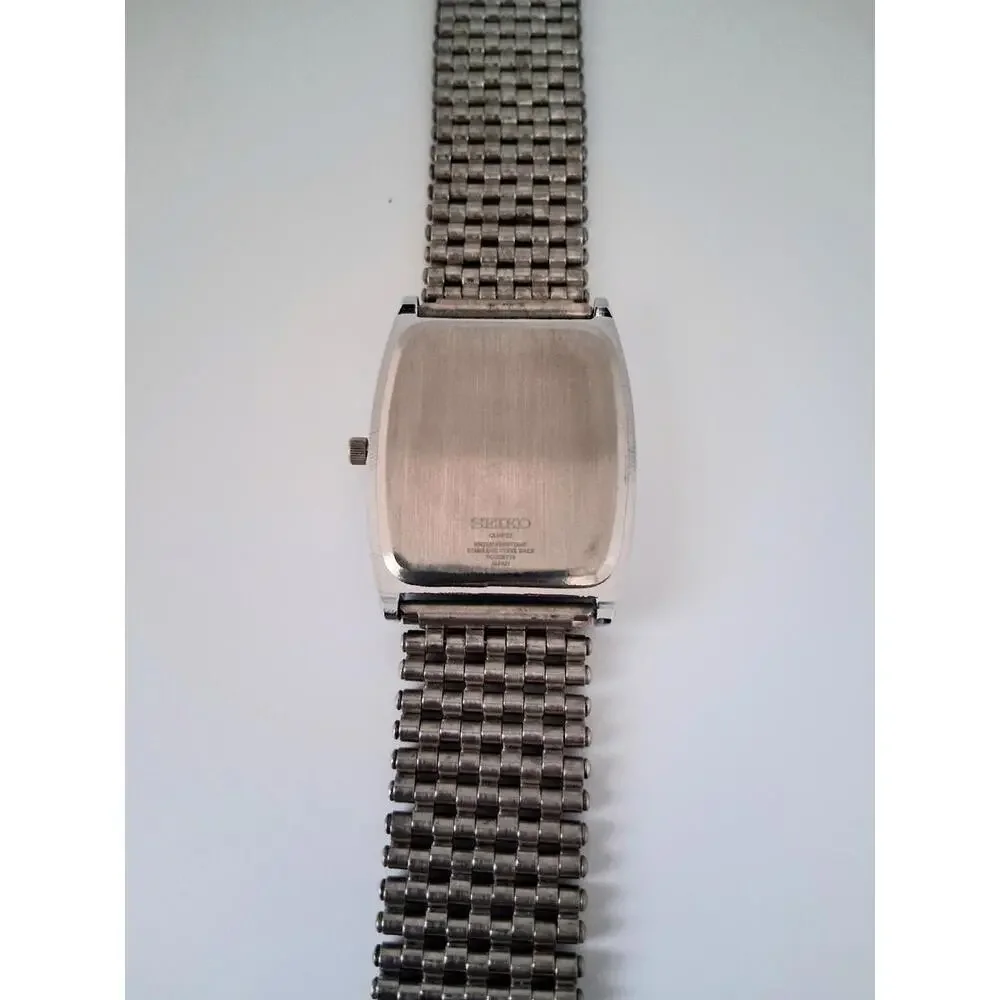 💁🏽‍♂️ Men's Vintage Seiko Barrel/Tonneau‎ Stainless Steel Tank RARE
